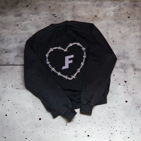 Captured Heart Sweater – Vintage Black
