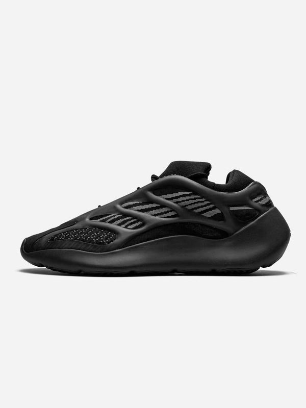 Yeezy 700 V3 Alvah